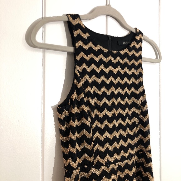 Ark & Co. Black and Gold Chevron Dress - Picture 3 of 5